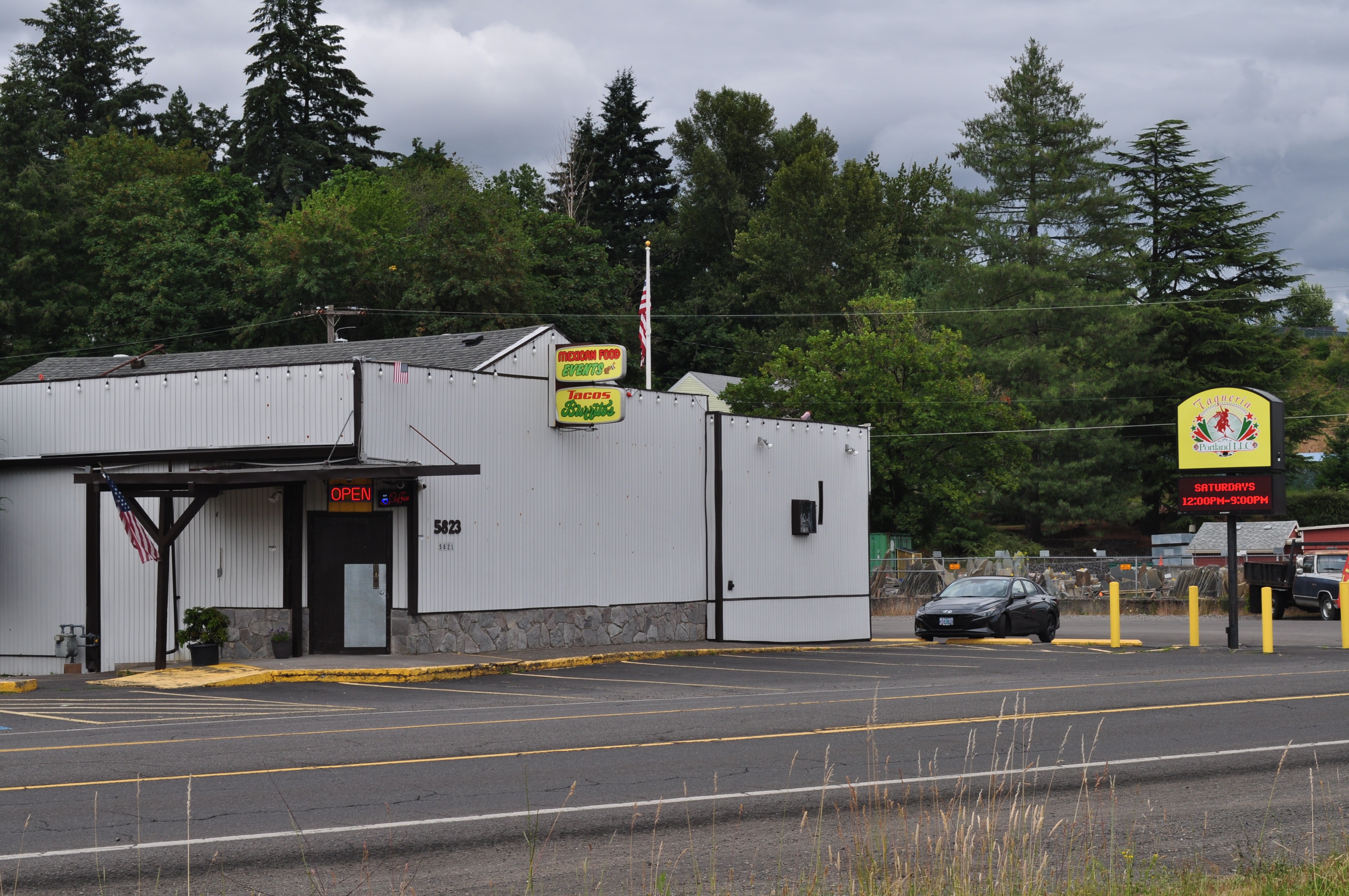 The Taqueria Portland building and parking lot